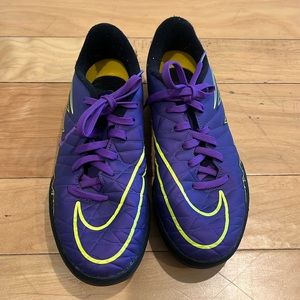 Nike Indoor Soccer Shoes size 4
